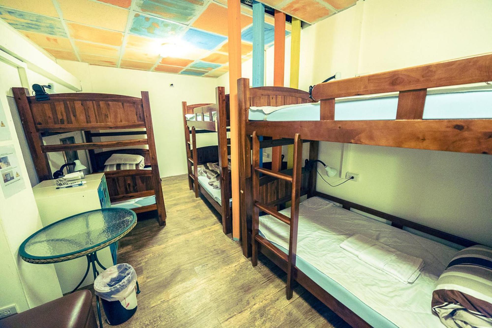 On My Way Jiufen Youth Hostel Room photo